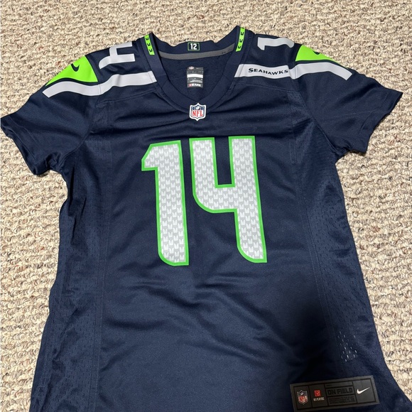 DK Metcalf Seattle Seahawks - Picture 2 of 3